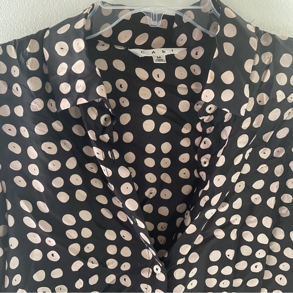 Women’s Cabi Silk Button Down Blouse EUC! - Picture 3 of 6